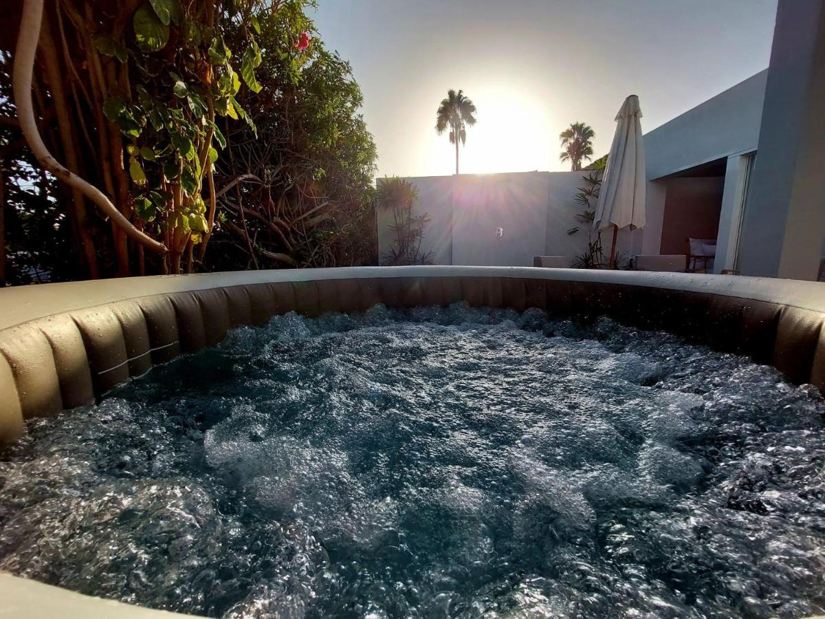 Bungalow De Diseno Hidromasajes Terraza Y Piscina. San Bartolomé Εξωτερικό φωτογραφία