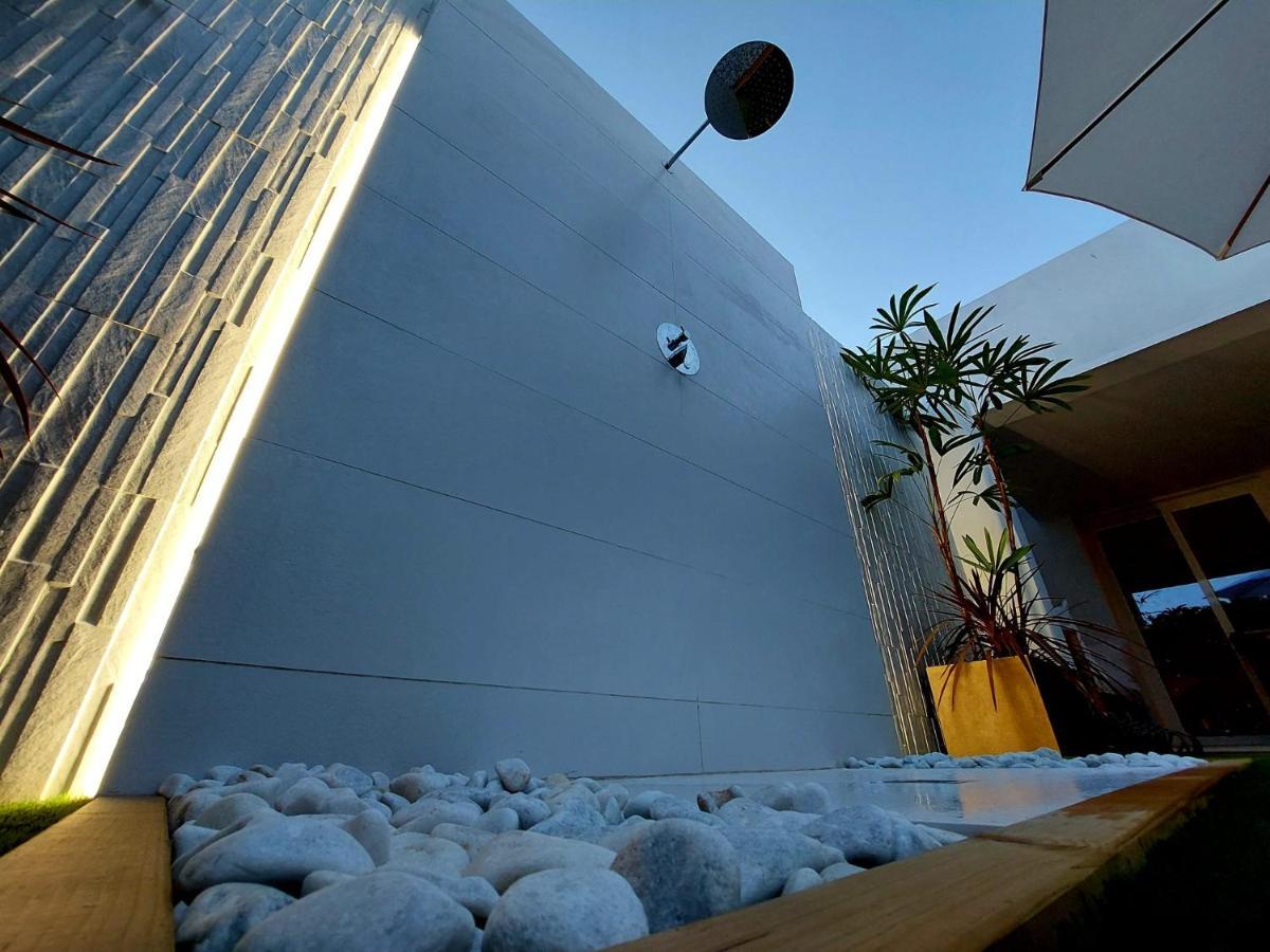 Bungalow De Diseno Hidromasajes Terraza Y Piscina. San Bartolomé Εξωτερικό φωτογραφία