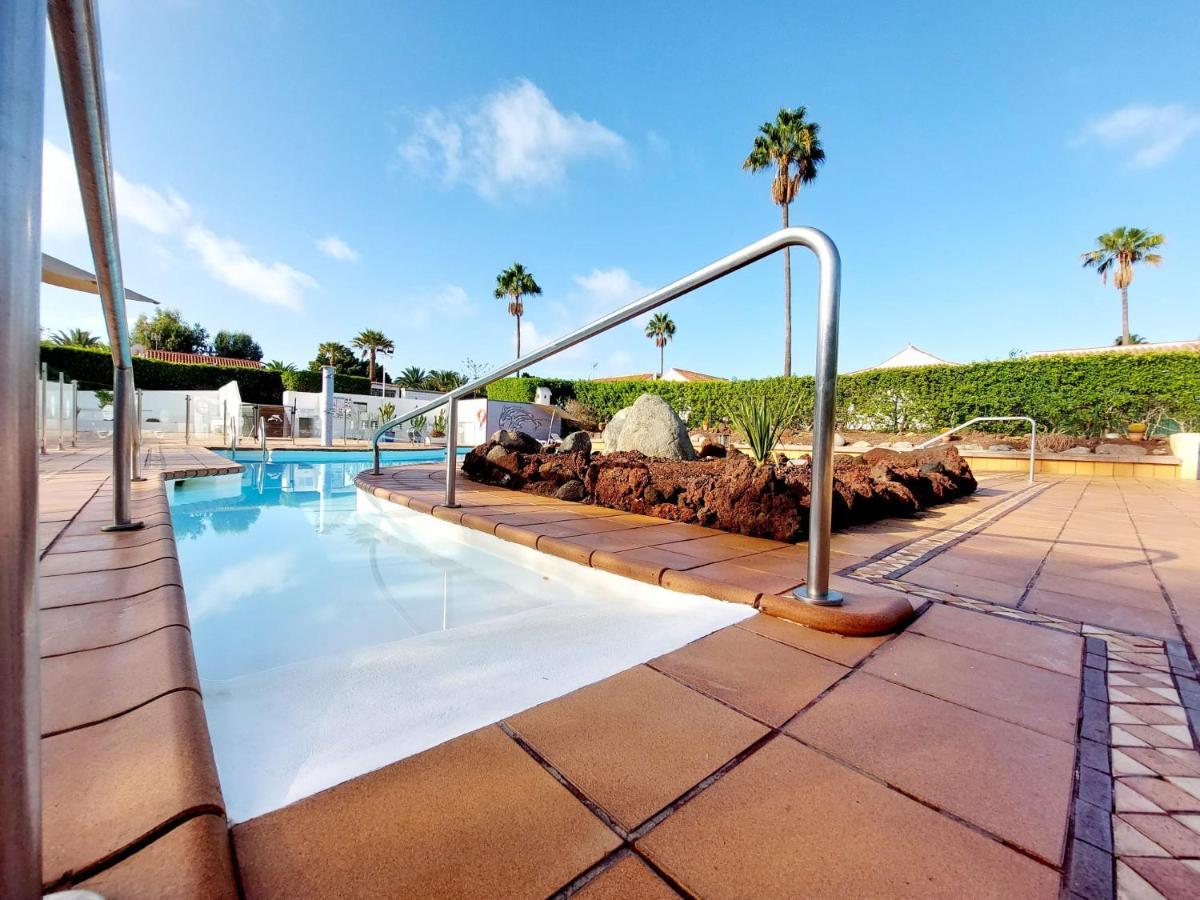 Bungalow De Diseno Hidromasajes Terraza Y Piscina. San Bartolomé Εξωτερικό φωτογραφία