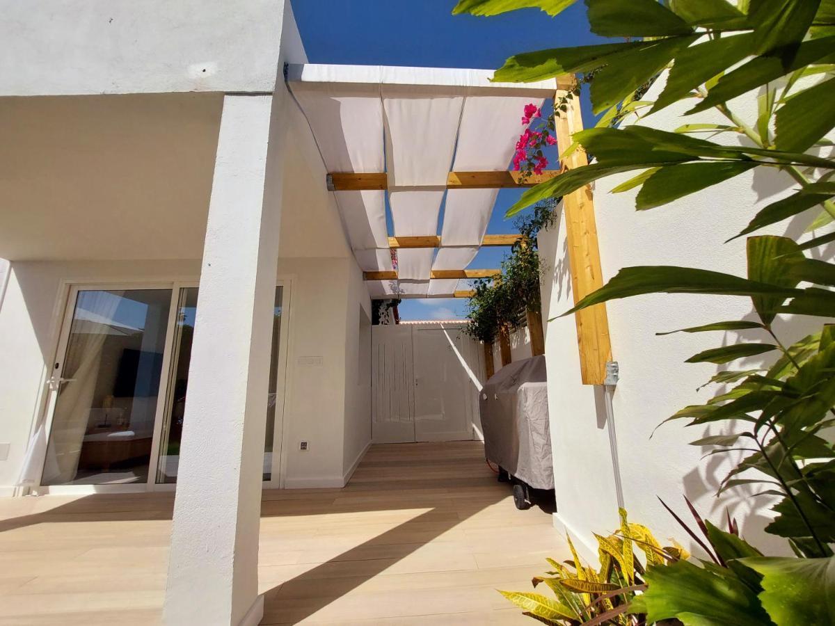 Bungalow De Diseno Hidromasajes Terraza Y Piscina. San Bartolomé Εξωτερικό φωτογραφία